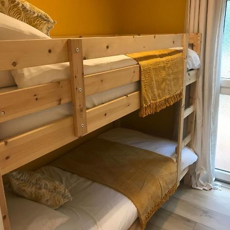 Foxes Sea Side Retreat Deluxe Chalet Is A Lovely Holiday Home Tucked Away On The Kent Coast Kingsdown  المظهر الخارجي الصورة