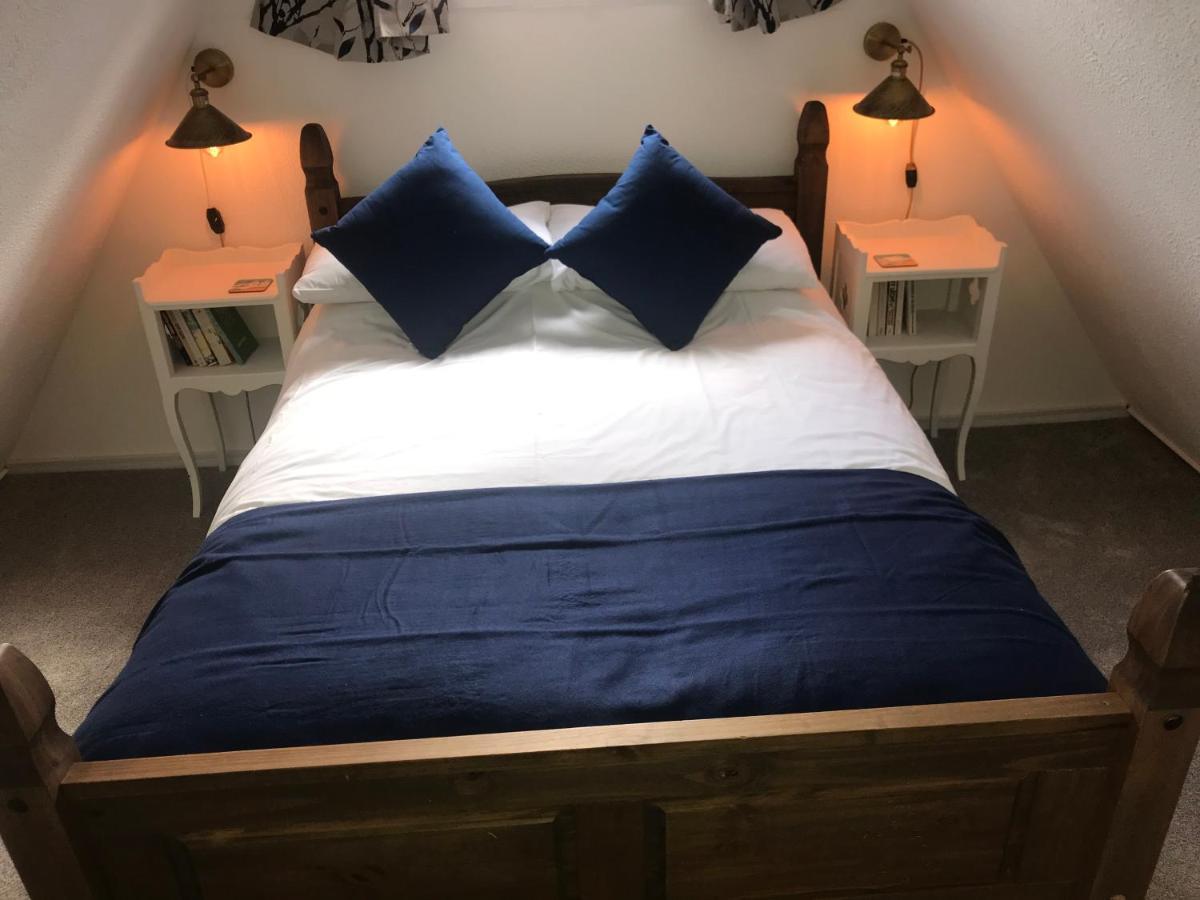 Foxes Sea Side Retreat Deluxe Chalet Is A Lovely Holiday Home Tucked Away On The Kent Coast Kingsdown  المظهر الخارجي الصورة