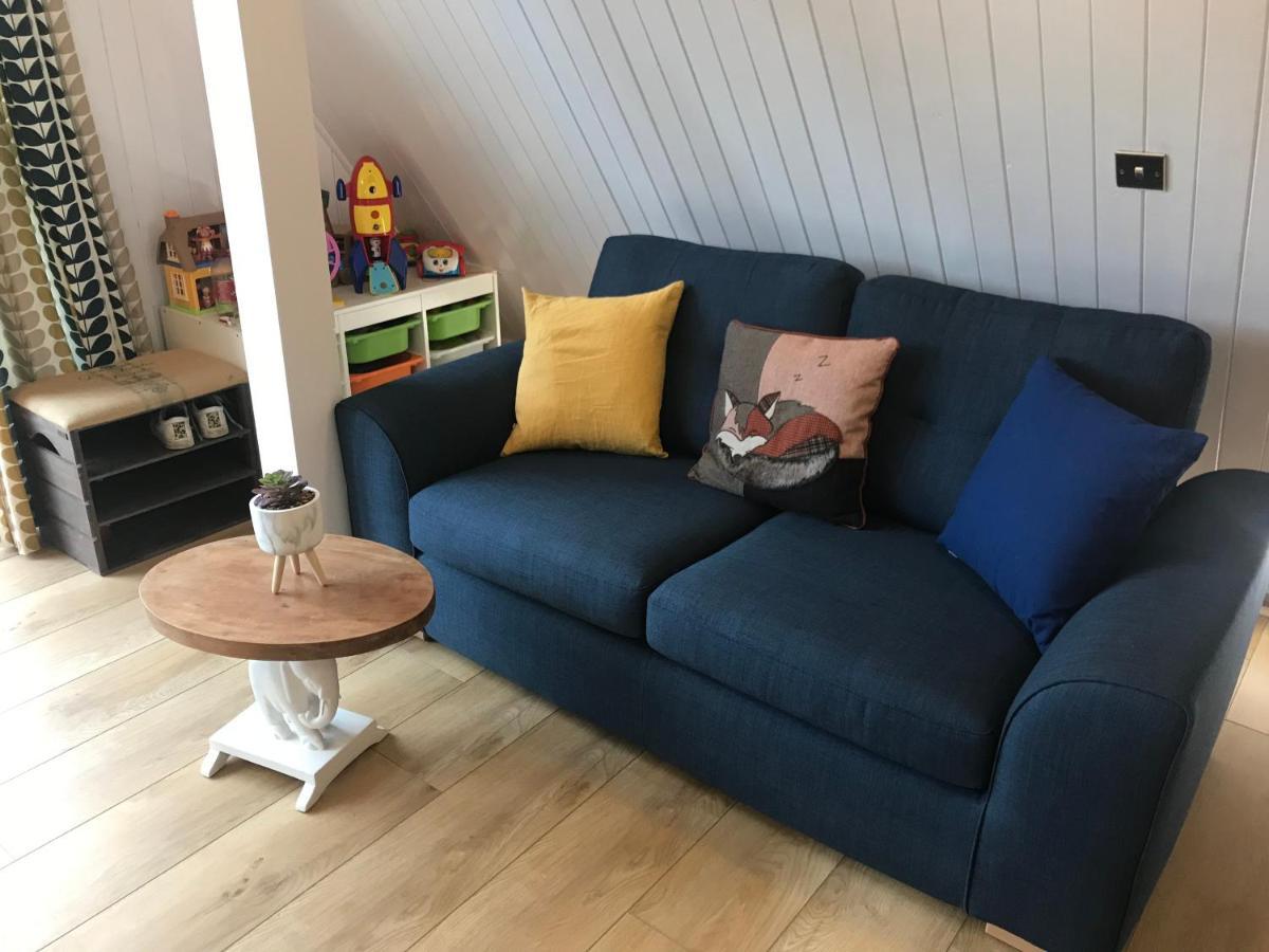 Foxes Sea Side Retreat Deluxe Chalet Is A Lovely Holiday Home Tucked Away On The Kent Coast Kingsdown  المظهر الخارجي الصورة