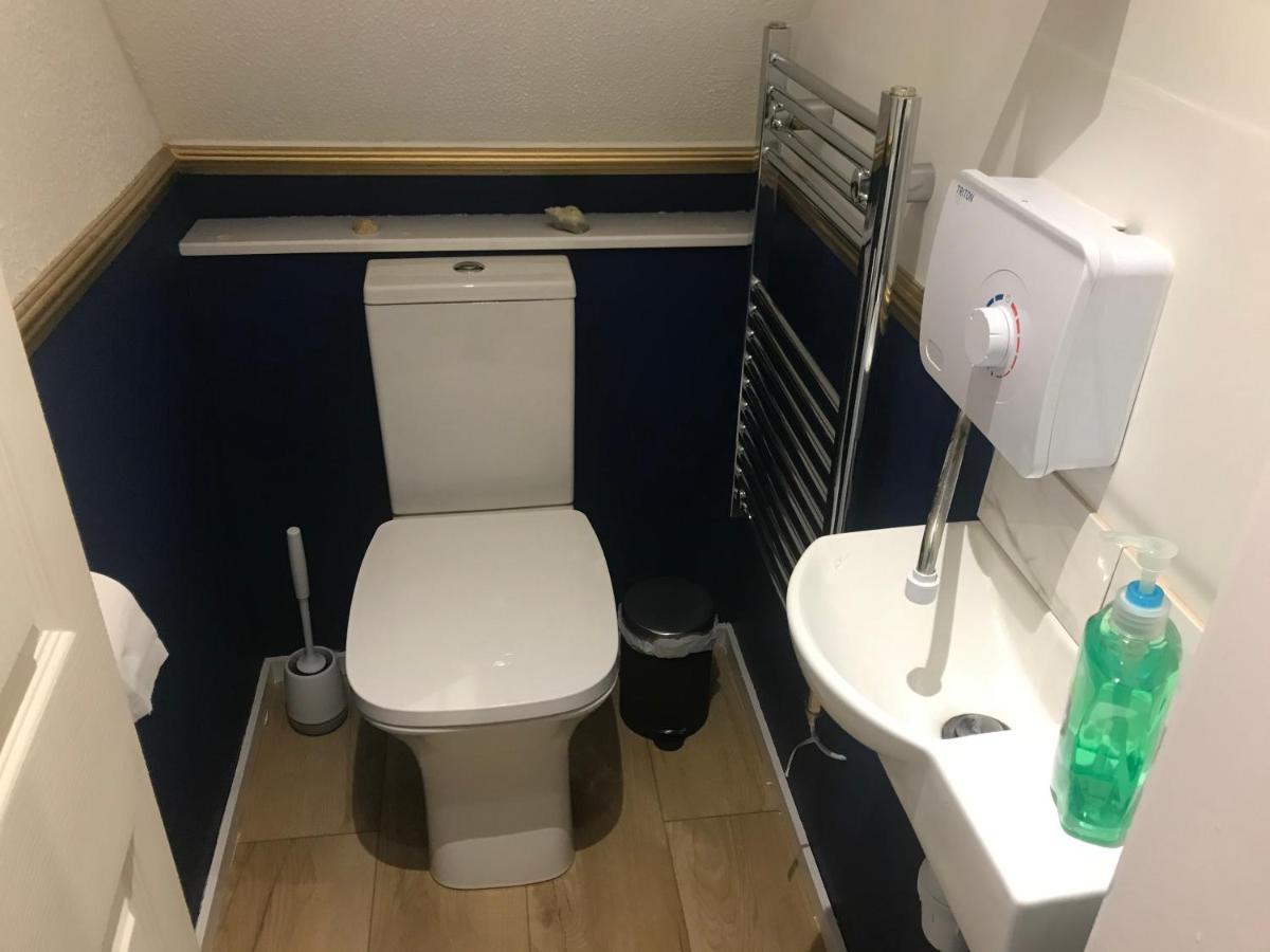 Foxes Sea Side Retreat Deluxe Chalet Is A Lovely Holiday Home Tucked Away On The Kent Coast Kingsdown  المظهر الخارجي الصورة